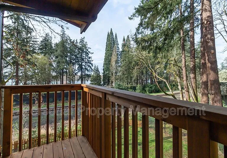 11623 SE Evergreen Hwy — Photo 14