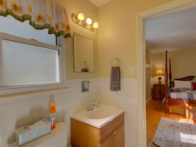 63 Montview Cir — Photo 17