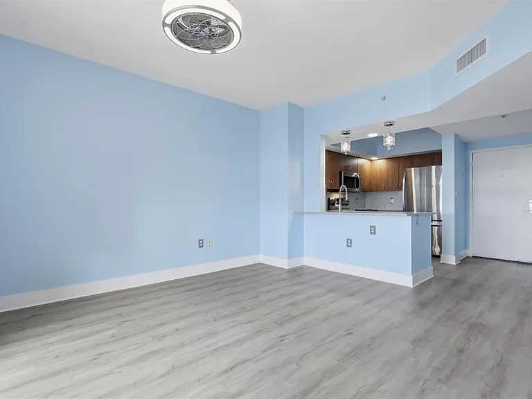 110 N Federal Hwy #1108 — Photo 4