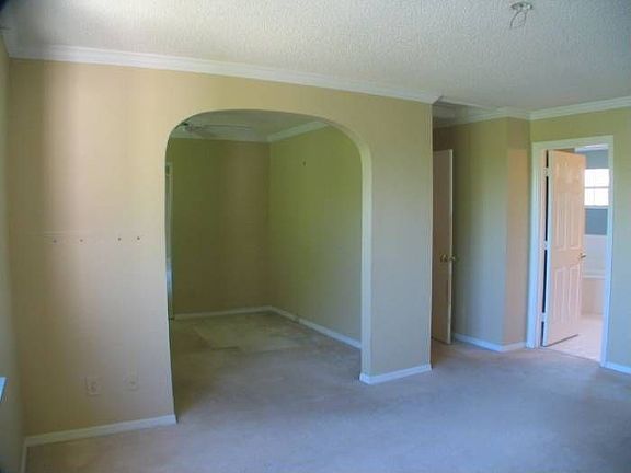 5th image of 6171 NW 41st Dr