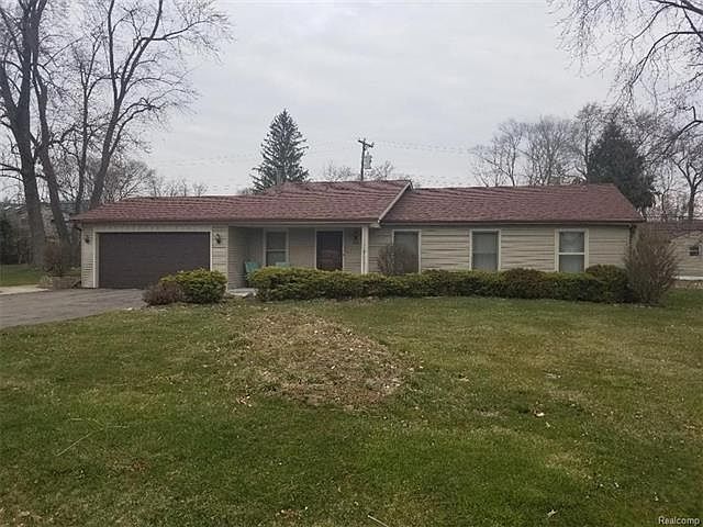 1st image of 1980 S Lake Ct