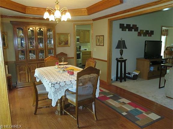 4th image of 8235 Tanglewood Ln