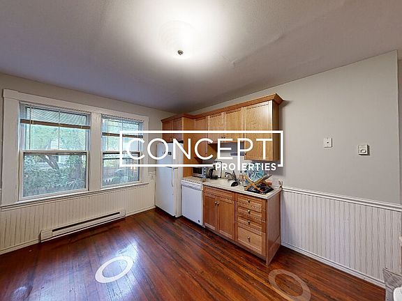 2nd image of 21 Sparks St #1
