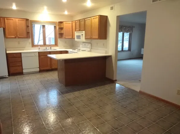 221 Good Ave, Chilton, WI 53014