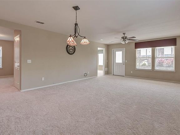 5th image of 2495 Honeybee Ln