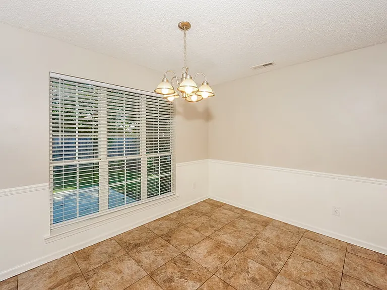 8028 Rockhampton Cir — Photo 6