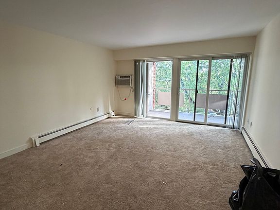 New carpeting in Livingroom area