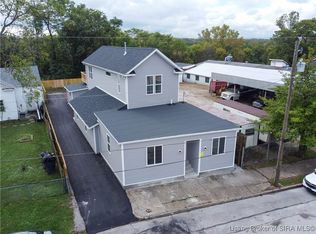 1314 Dewey St, New Albany, IN 47150