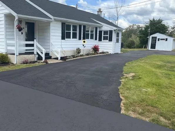 39 Fruitville Rd #A, Pottstown, PA 19464