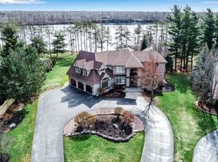 9675 Rocky Point, Clarence, NY 14031