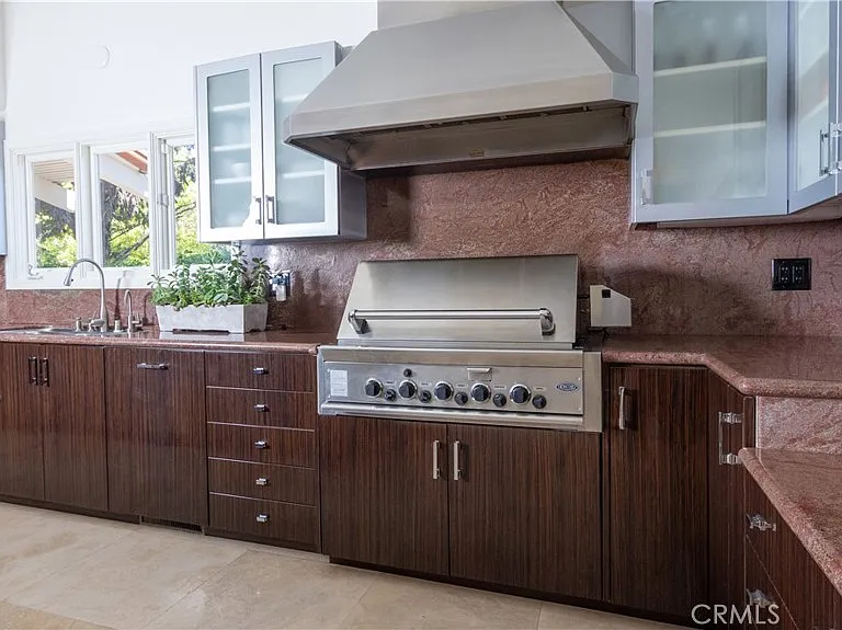 30421 Mirador Ct — Photo 17
