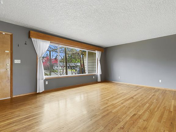 5th image of 715 Dayton Ave