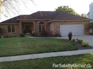 2105 Renwick Dr, Springfield, IL 62704