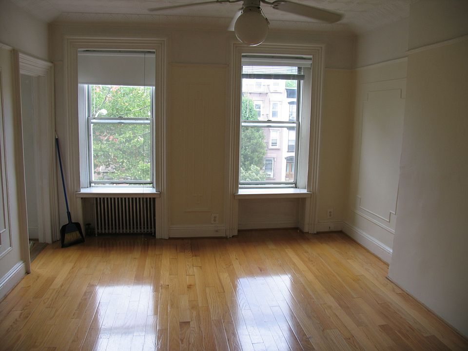 2nd image of 128 3rd Pl #3