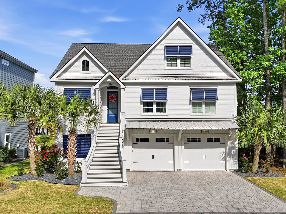 1st image of 125 Harbor Oaks Dr.