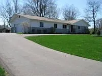 910 Arttdale Dr photo 1