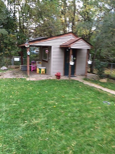 2nd image of 3097 Massena St