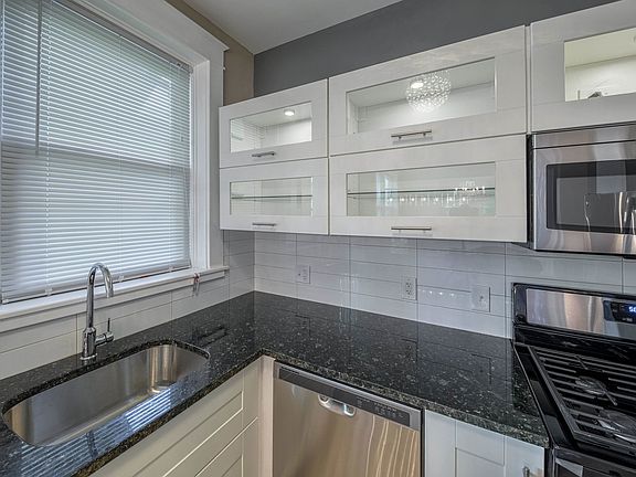 2nd image of 1061 McCausland Ave