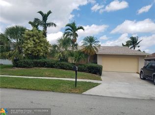 6821 NW 45th Ct, Lauderhill, FL 33319
