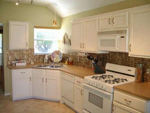 5th image of 1810 Sunflower Ln