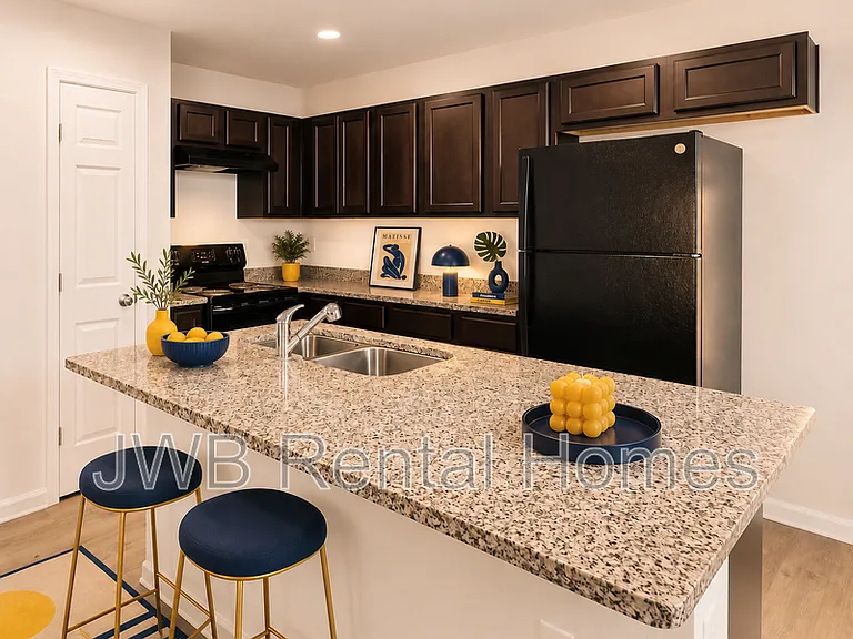7959 India Ave — Photo 3