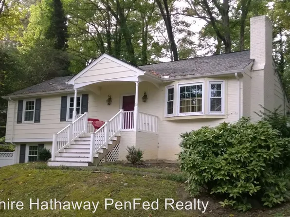 814 N Pinetta Dr, North Chesterfield, VA 23235