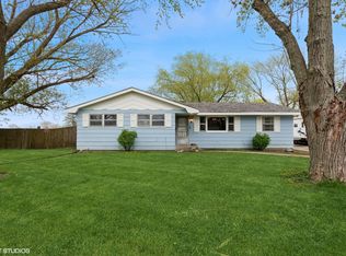 413 Central Dr, Wilmington, IL