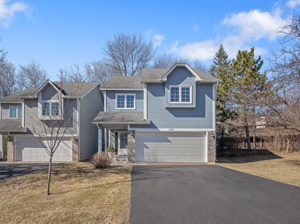 15549 Sussex Dr, Minnetonka, MN 55345