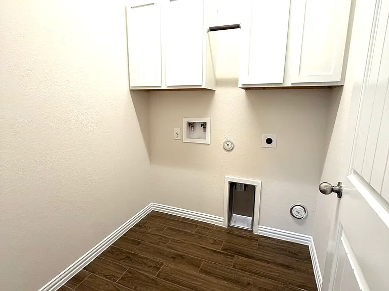 4101 Presidio Ln — Photo 8