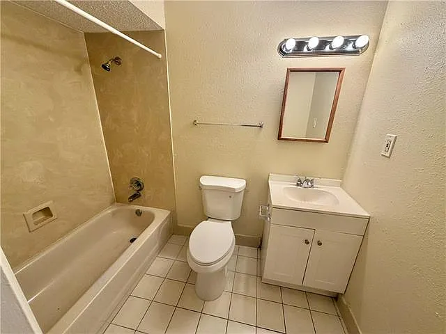 3900 Hessmer Ave #1 — Photo 8