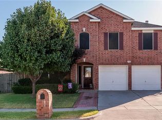 510 Fossil Lake Ct, Arlington, TX 76002