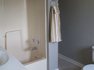 583 McCutchen St, Ridgely, TN 38080