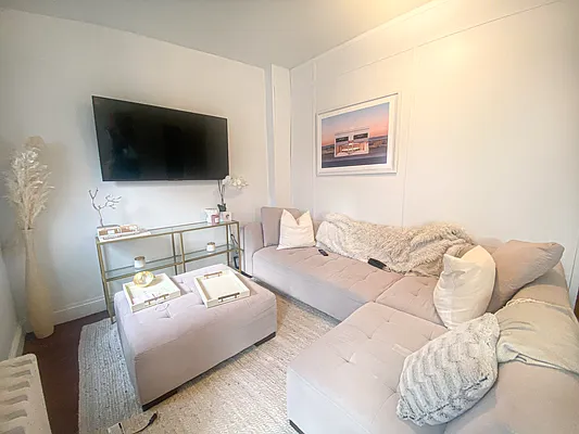 Rented by Corcoran | media 11