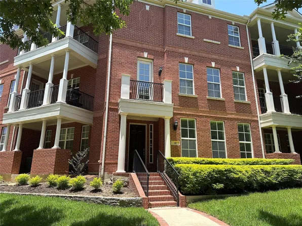 38 Shell Port Sq, Spring, TX 77380
