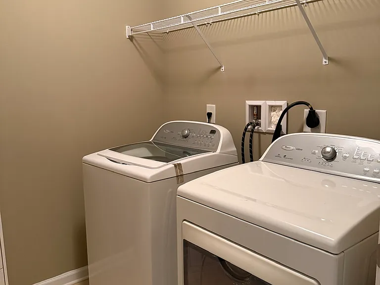3329 Fernview Dr — Photo 21