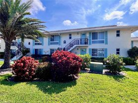 209 Palm Dr, Naples, FL