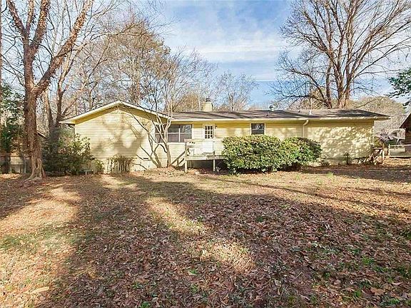 5th image of 2255 Bedford Ct