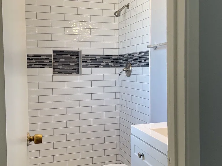 2024 N 81st Pl — Photo 6