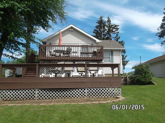 3rd image of 10149 Woodlawn Dr