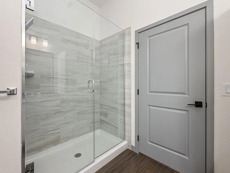 Bathroom | Garrett Gateway (Representative)