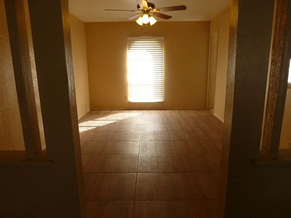 3rd image of 3138 Teakwood Dr
