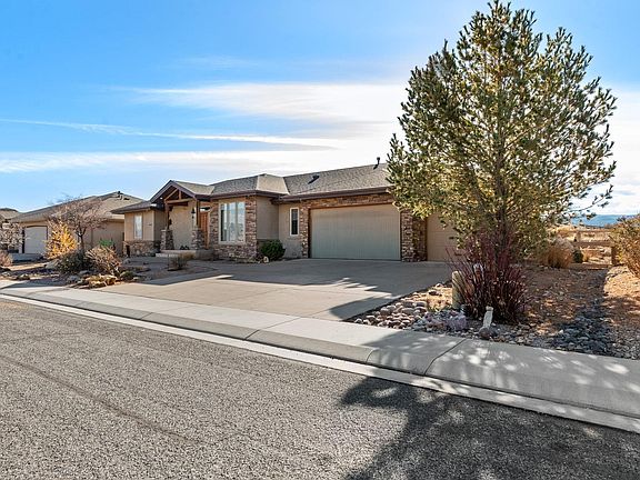 2nd image of 2655 Liberty View Dr
