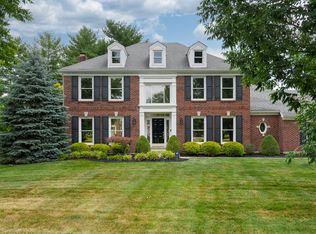 8114 Woodcreek Dr, Florence, KY 41042