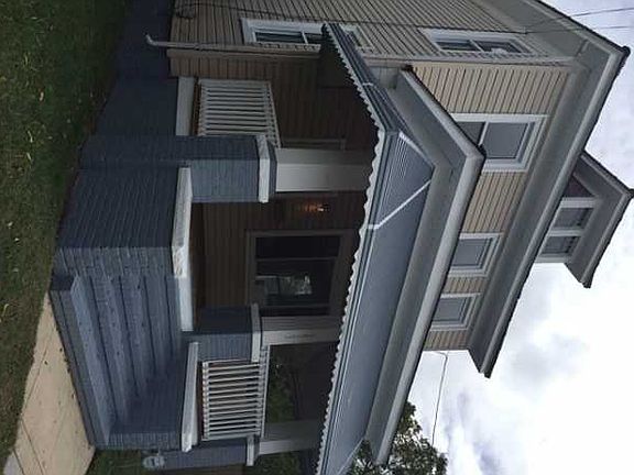 2nd image of 1823 Prentis Ave