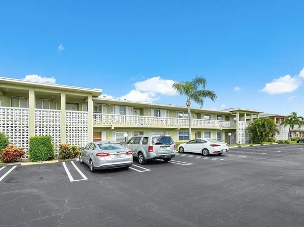 1021 Flame Vine Ave, Delray Beach, FL 33445