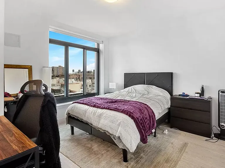 2350 Adam Clayton Powell Jr Blvd #Penthouse 19 — Photo 7