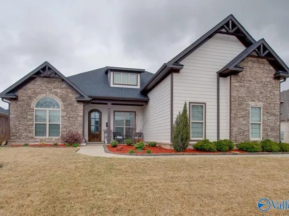 4417 Lake Willow Blvd, Owens Cross Roads, AL 35763