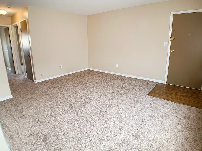 Sharondale Woods Apartments — Photo 38