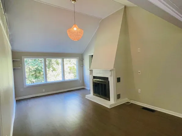 114 Lake Kitchawan Dr #2, South Salem, NY 10590