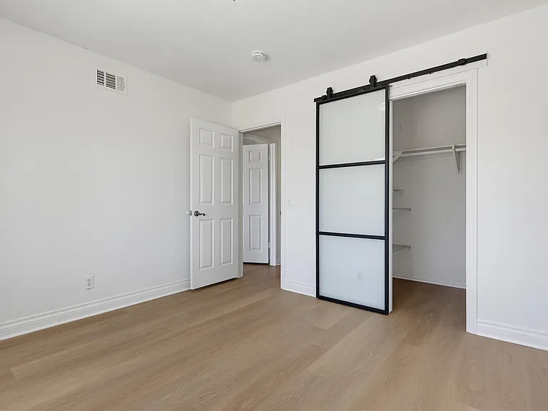 1609 Honeysuckle Ct — Photo 16